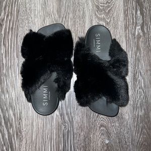 Simmi London Boobie-2 Lovebug Slip Ons in Black Size 7